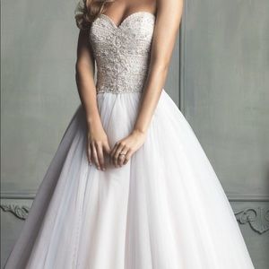 Never worn Allure ball gown wedding dress
